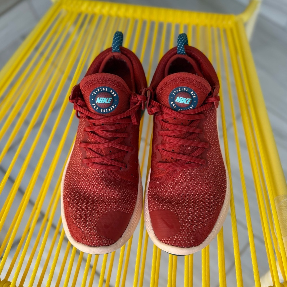 Nike Red Knit Running Shoes with Blue Accents